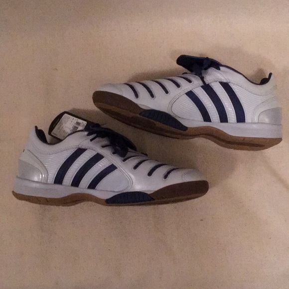 Adidas Women’s Rare Pulsado ll Indoor soccer - Picture 7 of 8